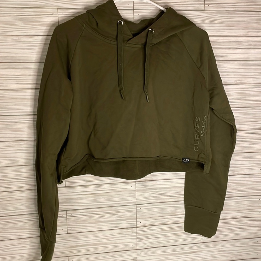 0203 Curves & Combat boots cropped hoodie, sweatshirt, size medium